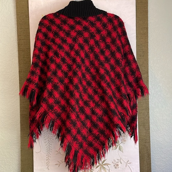 Sweater Poncho Talbots black red acrylic wool blend SIZE Small - Picture 3 of 6